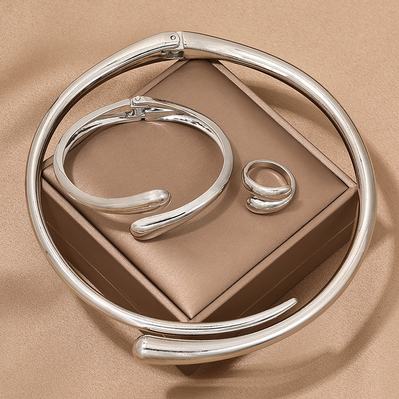 3 Piece Heavy Geometric Bracelet, Ring & Necklace Set