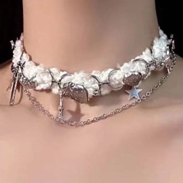 Strawberry star fluffy choker necklace | Festival Outfits Women