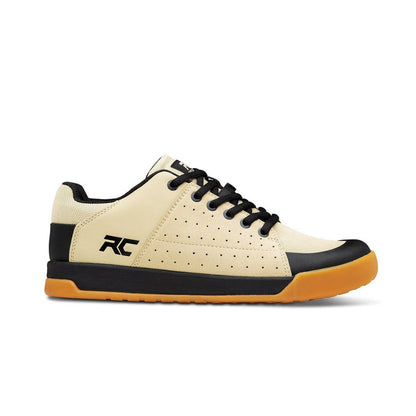 2022 | Men's Livewire Flat Shoes