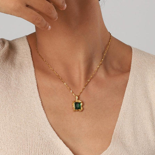 Esmeralda Emerald Pendant Necklace