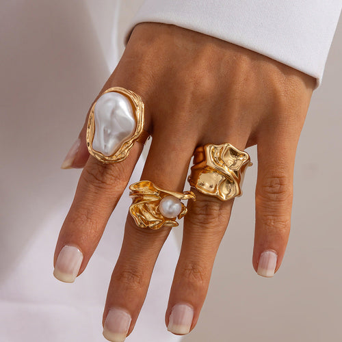 3-Piece Liquid Metal Baroque Pearl Hug Ring Set