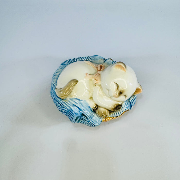 Avon Catnapper 1983 Ceramic Sleeping Cat Potpourri Sachet Pomander Japan Basket Figurine
