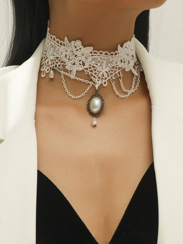 Faux Pearl Decor Choker for Women