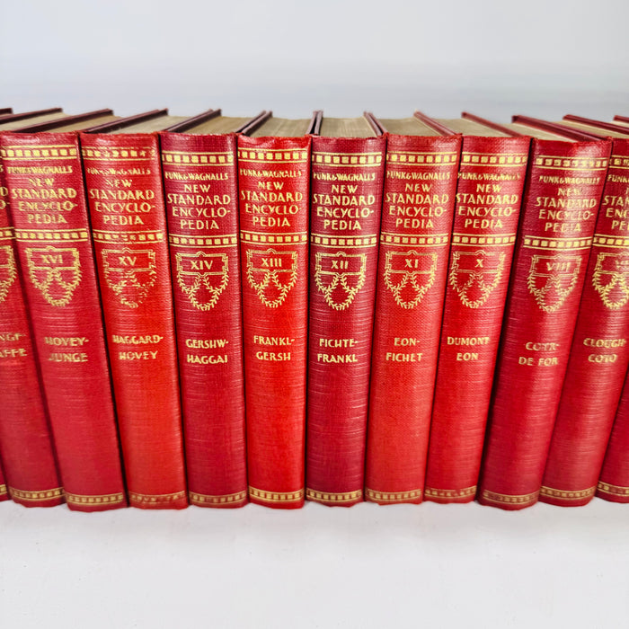 Funk & Wagnalls New Standard Encyclopedia of Universal Knowledge 1931 Complete 25 Volume Set
