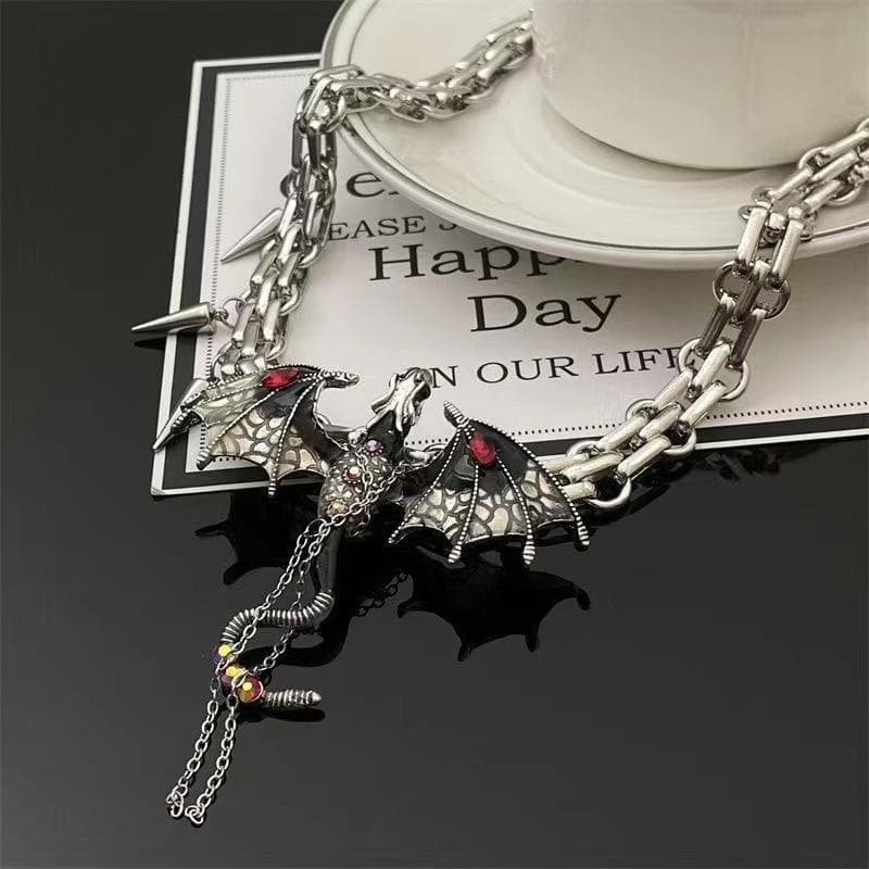 Animal pendant rivet choker necklace  | Festival Outfits Women