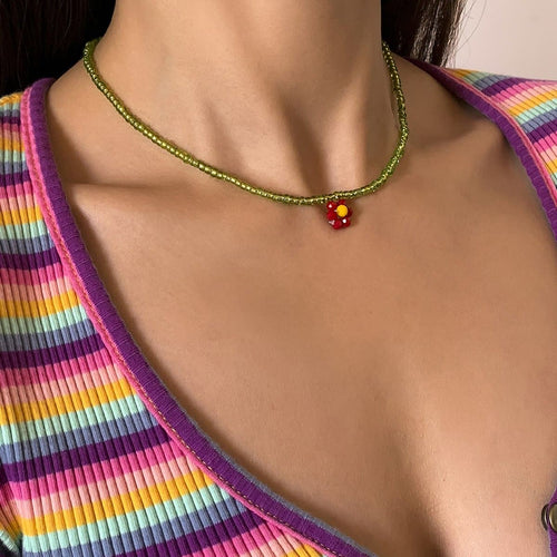 Flower pendant beaded multicolor necklace