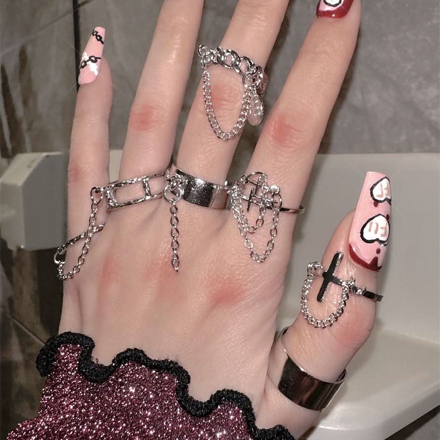 Cross metal chain 7 piece silver ring  | Festival Outfits Women
