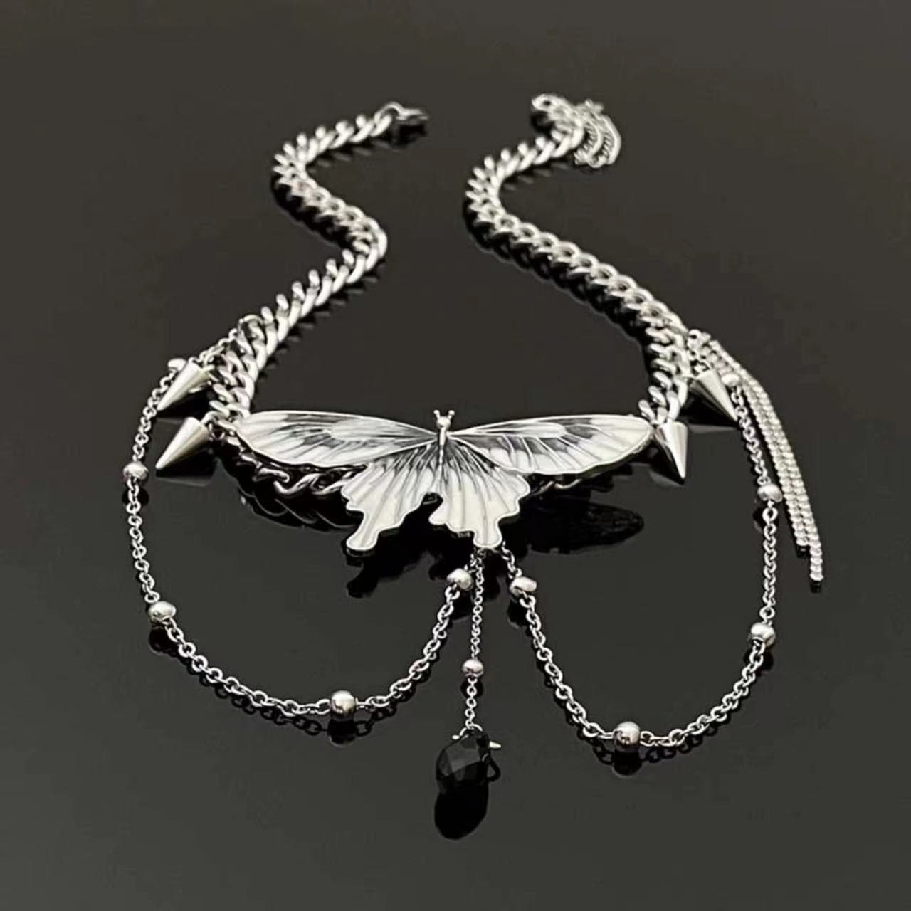 Butterfly rivet pendant necklace  | Festival Outfits Women