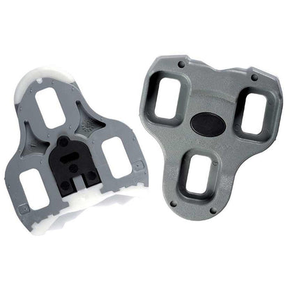 Kéo Cleats