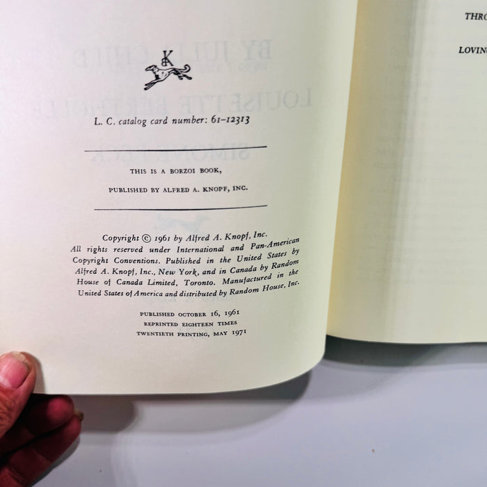 Mastering the Art of French Cooking Volume One Julia Child 1971 Hardcover Reading Copy with Dust Jacket