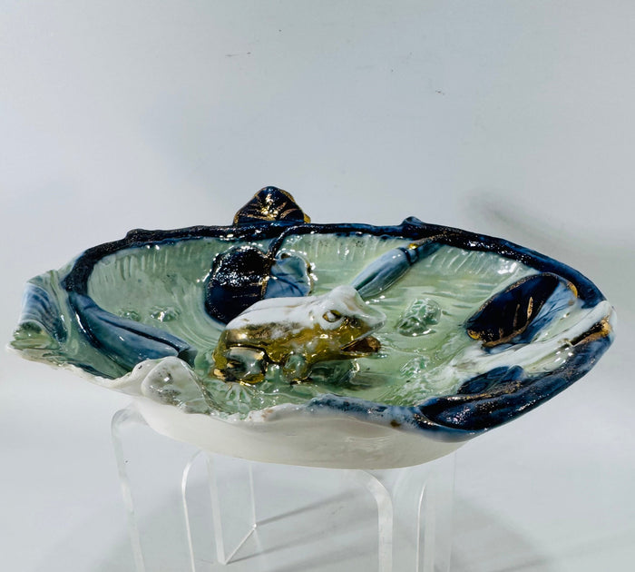 Mid-Century Majolica Frog on Lily Pad Trinket Dish — Sitzendorf Attributed Germany — Ebeling & Reuss Golden Crown Style | Pattern 33