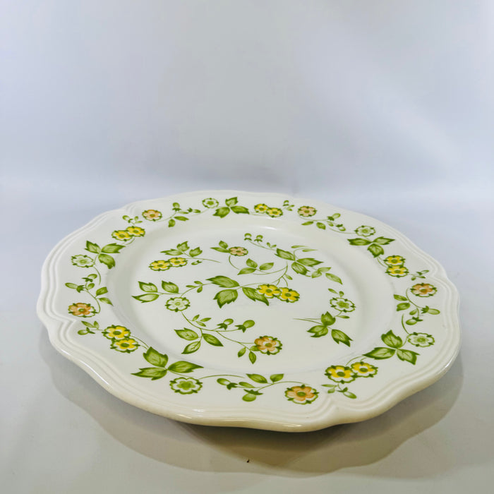 Petite Flora Ironstone 4009 Dinner Plate Japan 1970s