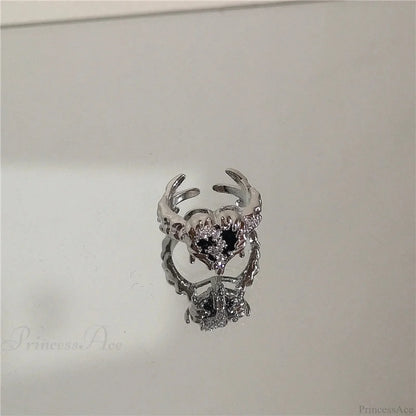 Rebellious Harajuku Dark Ring
