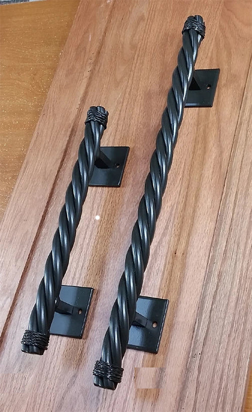 Rustler #4 Rope Style Door Pull - Barn Door Handle Pull - no text - Wild West Hardware