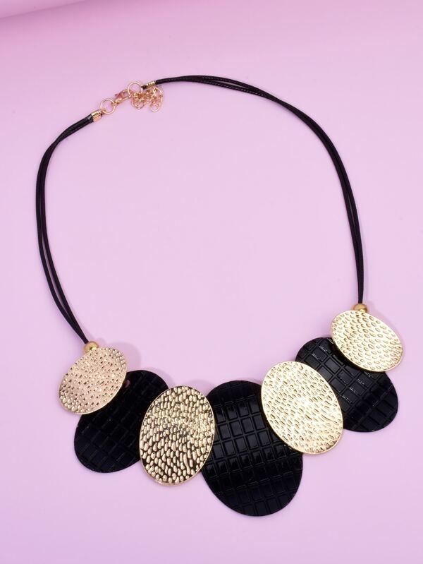 Textured Oval Pendant Necklace for Women