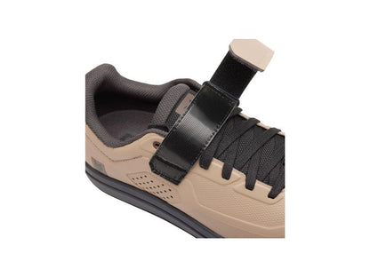 Union Clipless Shoes